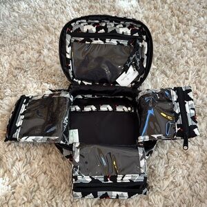 Vera Bradley So Organized Scottie Dogs  Jewelry Case NEW with tags